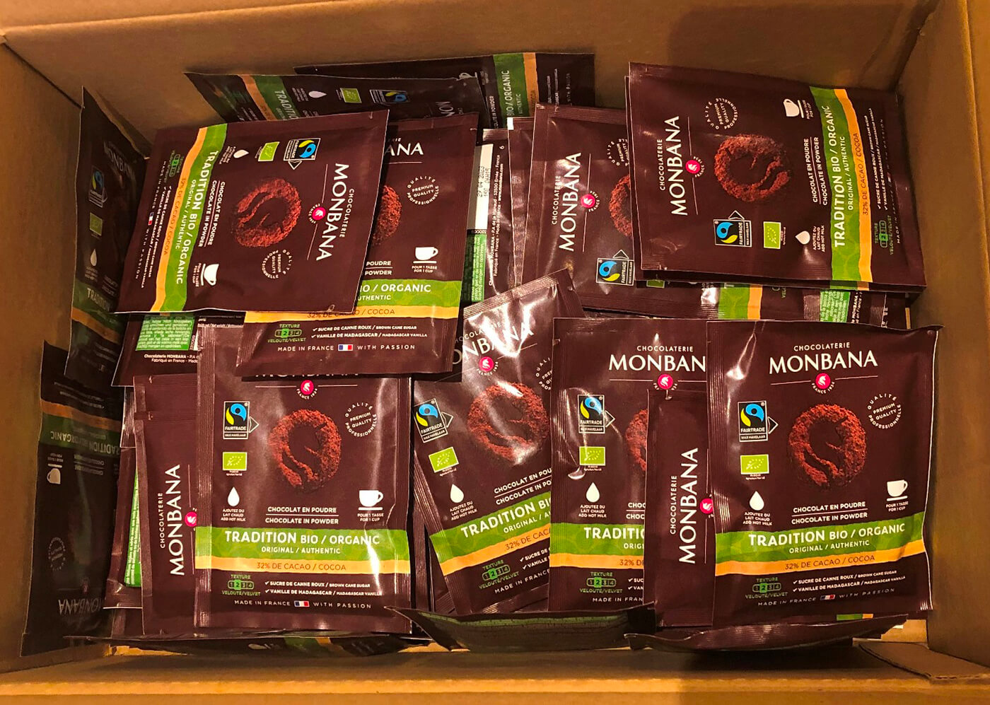 Monbana Bio Fairtrade Chocolate Powder 100 x15g Portionsbeutel
